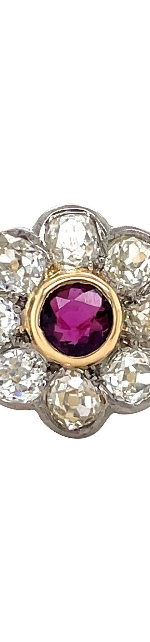 Vintage 18K Gold Cluster Ring with Ruby and Diamond